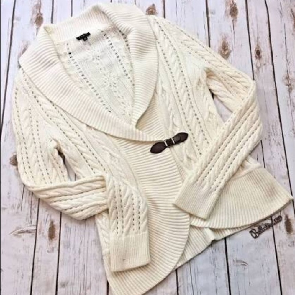 Talbot’s Ivory Cable Knit Cardigan w Front Buckle